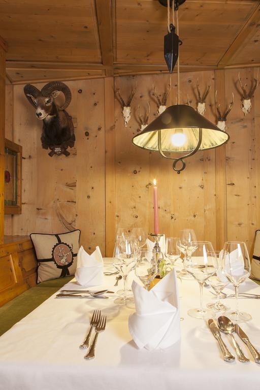 Hotel Neue Burg Hintertux Ngoại thất bức ảnh